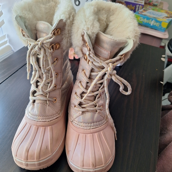 Pink boots - Picture 1 of 6